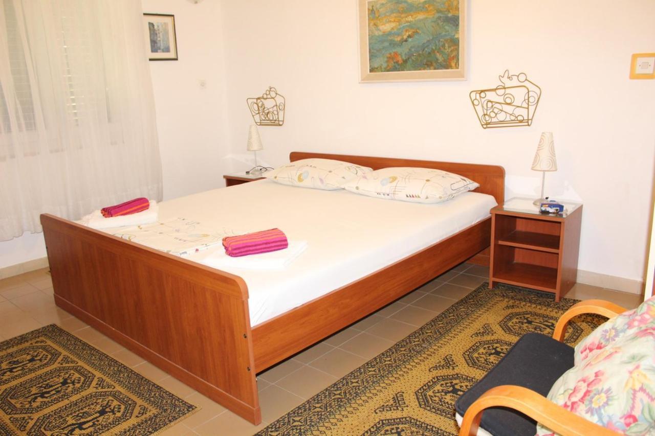 Apartments Demori Primosten Luaran gambar