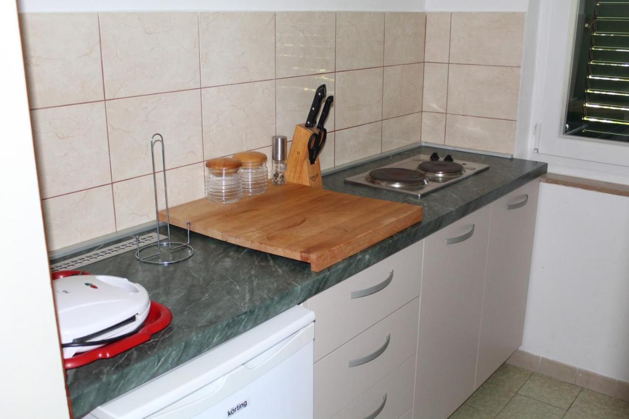 Apartments Demori Primosten Luaran gambar