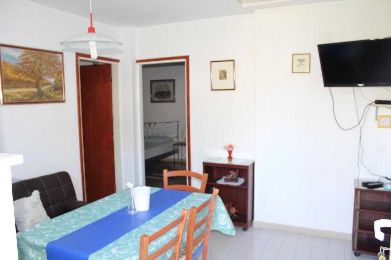 Apartments Demori Primosten Luaran gambar